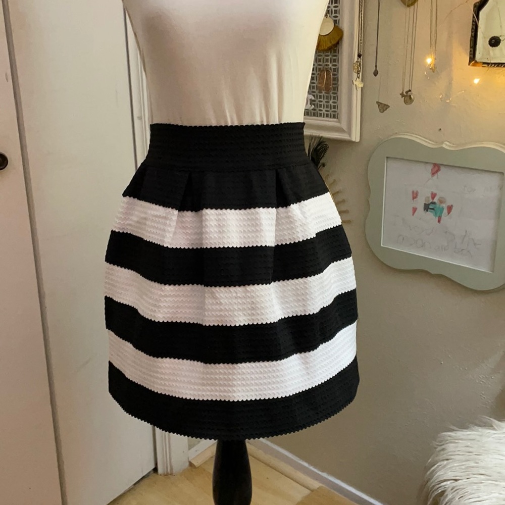 Black and White Striped Bell Skirt
